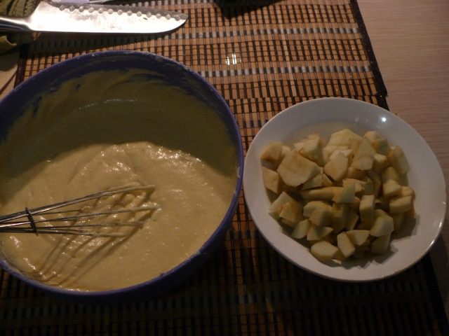 Кекс с яблоками