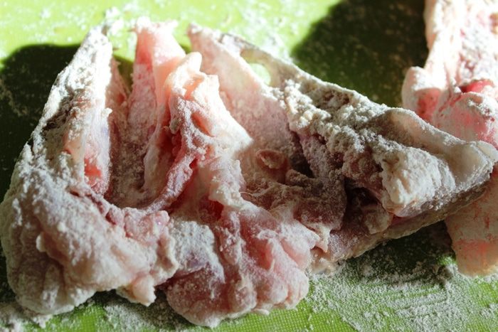 Жареный судак с мускатным орехом