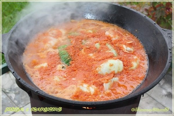 Рыба в капусте