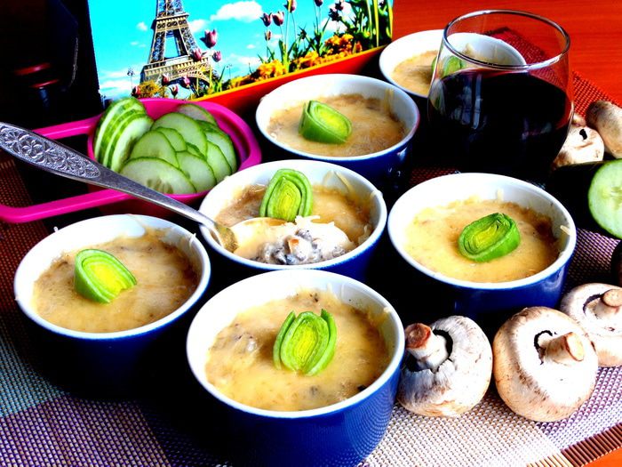 Сливочный жульен с ветчиной и грибами