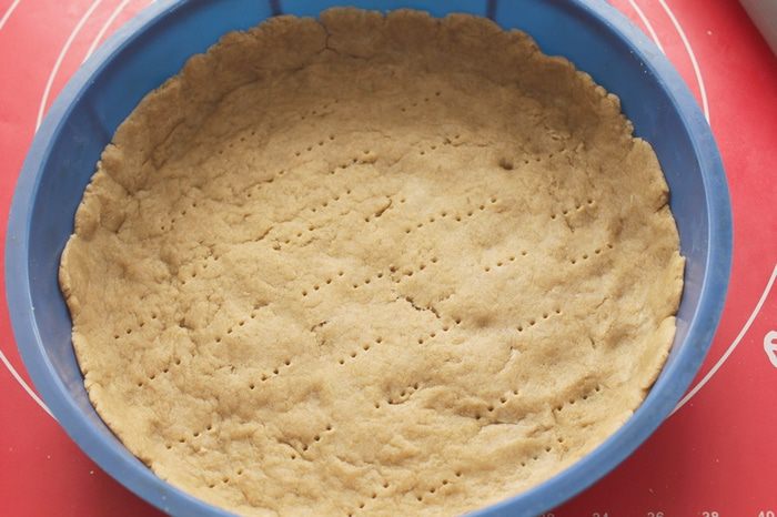 Тарт с капустой и перепелиными яйцами