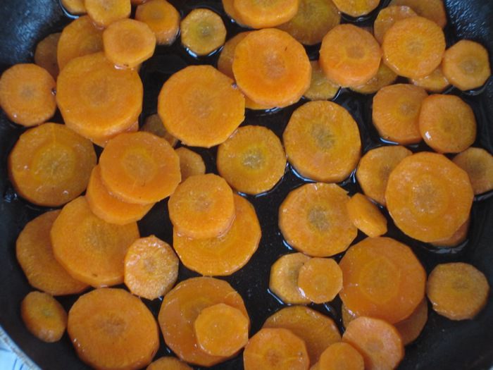 Курица с овощами и грибами