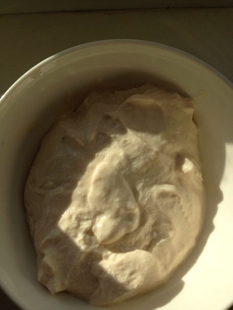 Салат со свеклой, сельдереем и апельсином под заправкой из ряженки