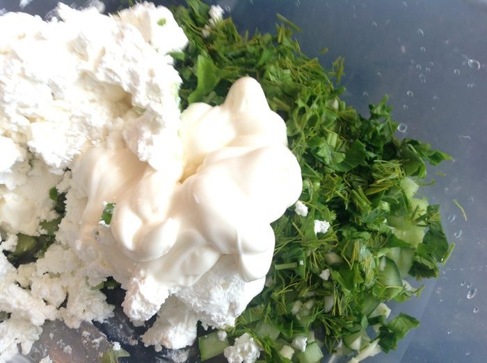 Закуска из творога с огурцом