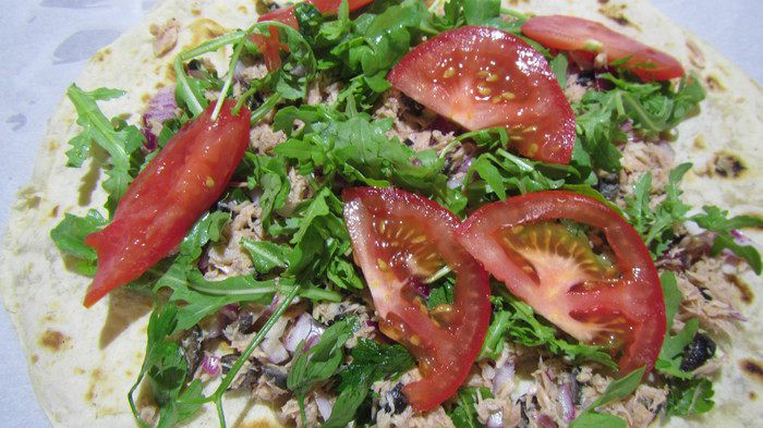 Тортилья с тунцом по-средиземноморски