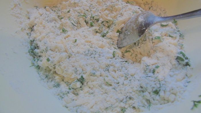 Кекс с сыром и зеленью