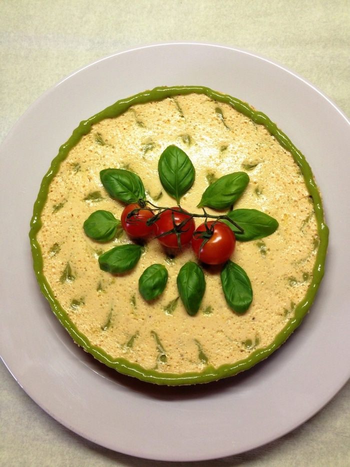 Закусочный творожно-томатный чизкейк с базиликовым курдом