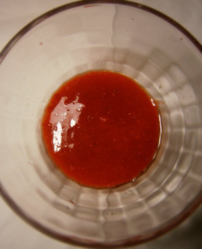 Кофе с белково-клубничным кремом