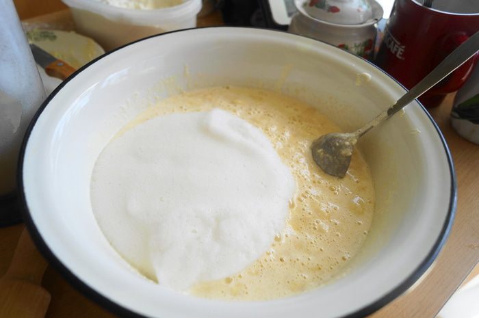 Кулич Пасхальный на взбитых яйцах с заварной глазурью