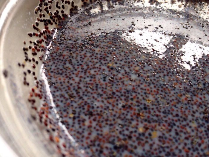 Нежный маково-ореховый пирог