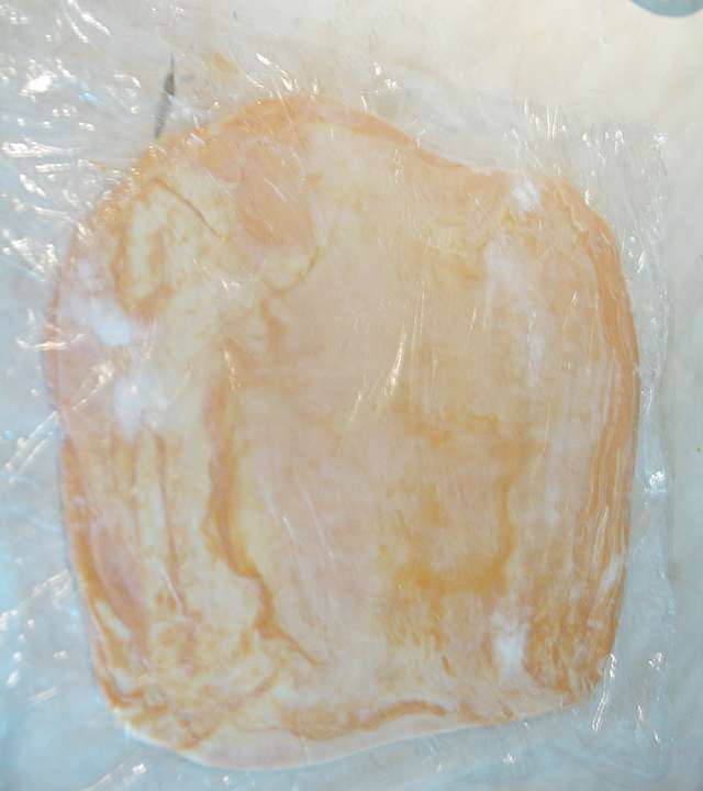 Томатное слоеное тесто